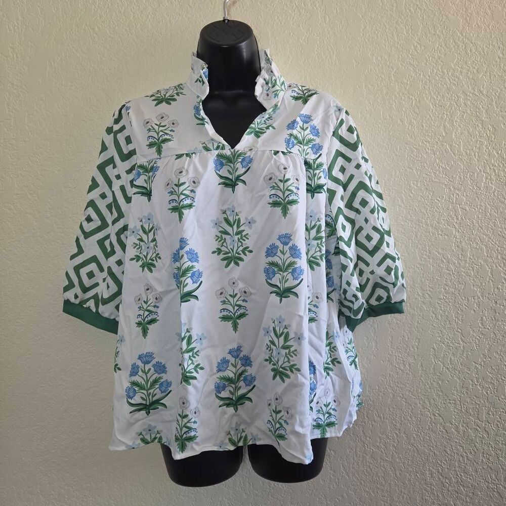 Cherrybetty Floral Print V-Neck Geo Puff Sleeve Top